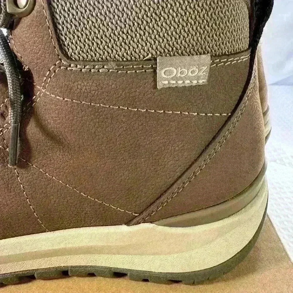 NWT, Oboz Womens “Cedar”lace up hiking/snow boots in sz 8.5. - Picture 3 of 13
